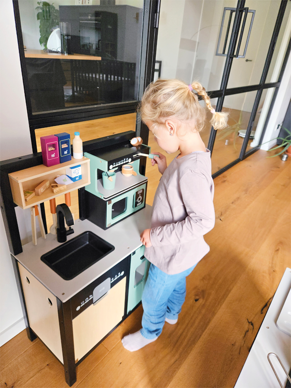 Cucina per bambini con isola Stile industriale