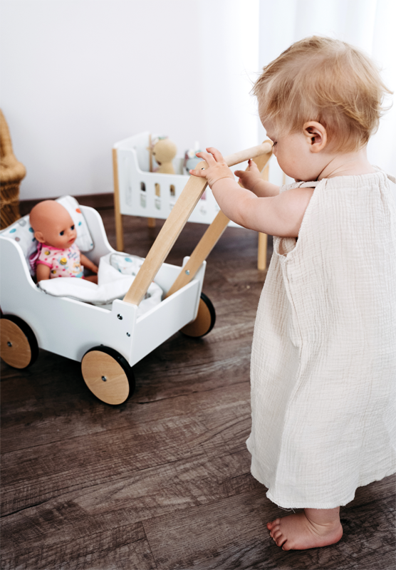 Carrello da spingere e carrozzina per bambole &quot;Little Button&quot;